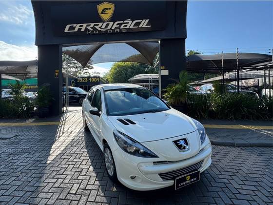 PEUGEOT 207 1.4 X-LINE 8V FLEX 2P MANUAL PEUGEOT 207 1.4 X-LINE 8V FLEX 2P MANUAL